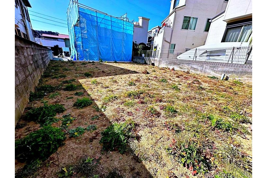 葉山町堀内　売地