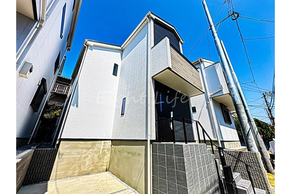 逗子市小坪２丁目新築戸建