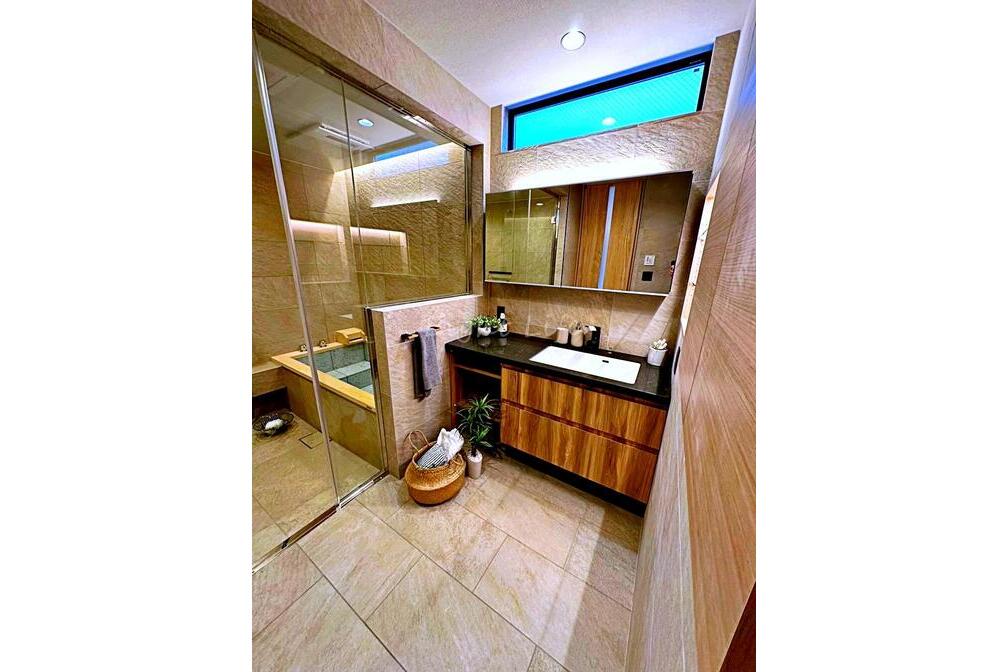 由比ヶ浜１丁目B棟　邸宅