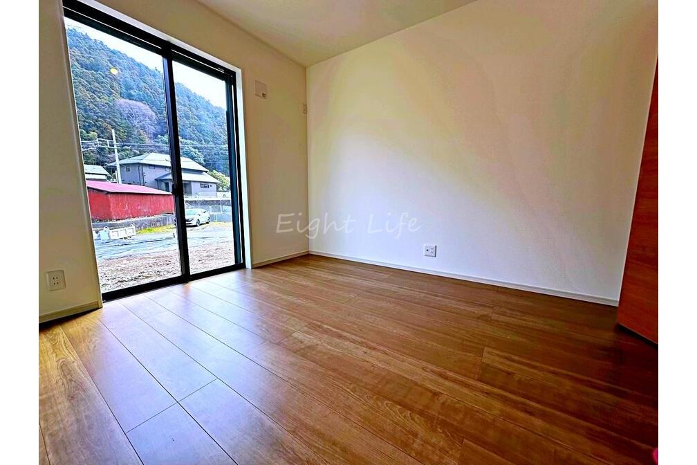 三浦郡葉山町長柄２期　新築戸建