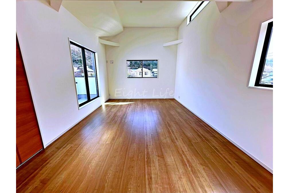 三浦郡葉山町長柄２期　新築戸建