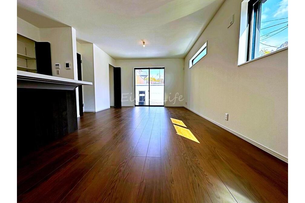 三浦郡葉山町長柄２期　新築戸建