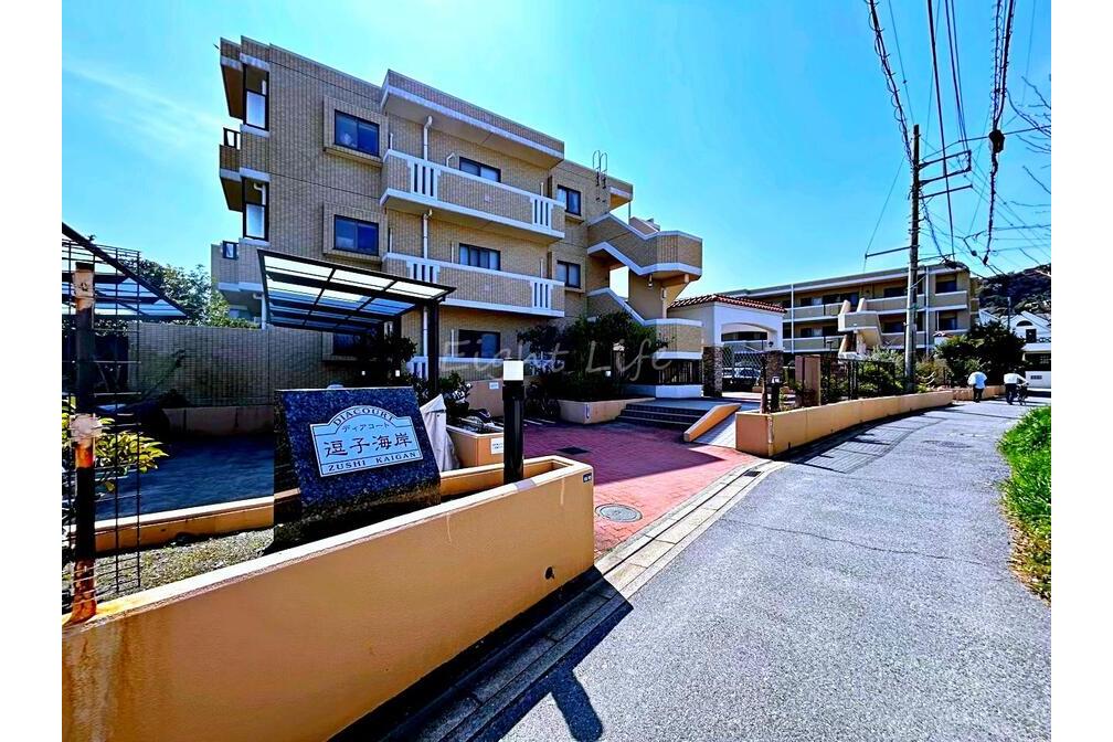 ディアコート逗子海岸　１階部分