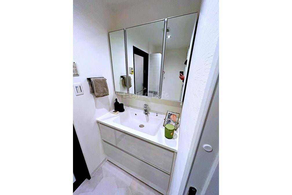 ディアコート逗子海岸　１階部分