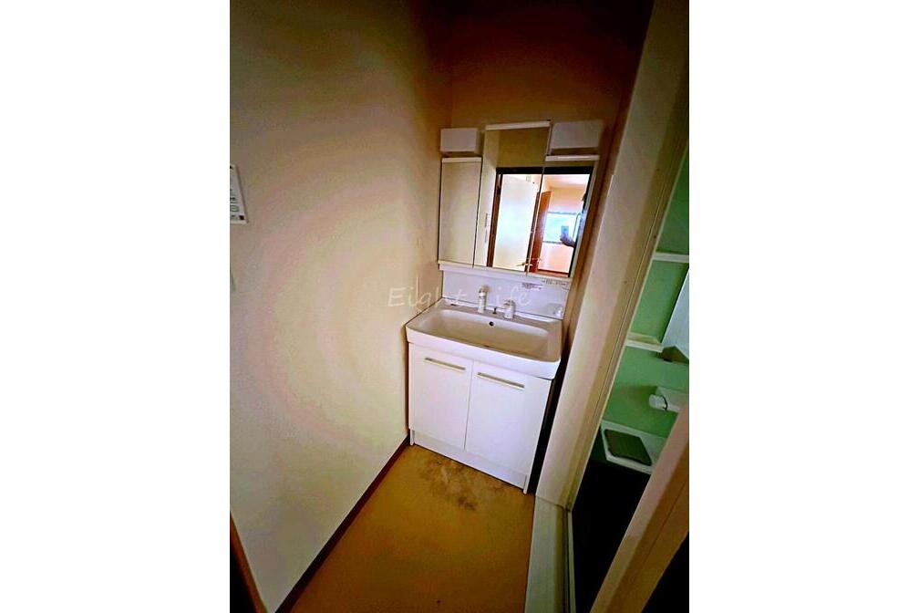 鎌倉市大町6丁目 中古戸建